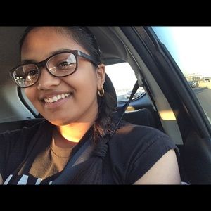 Meet your Posher, Thalia